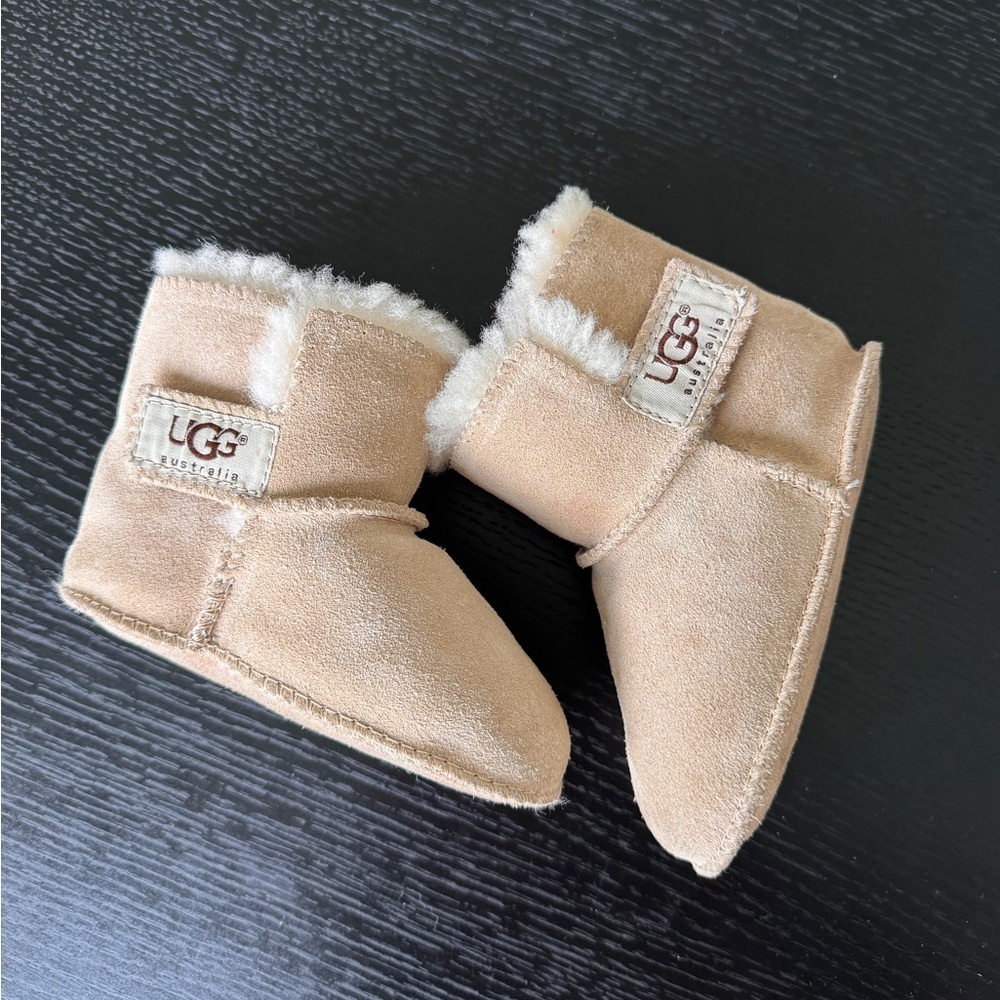 Ugg Australia Baby Kids Erin Pull on Snow Boots size Medium